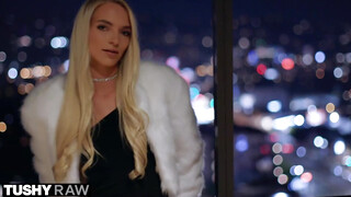 TUSHYRAW - Lana Sharapova a szőrös pinás világos szőke kisasszony