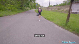 Public Agent - Mia Rose a méretes csöcsű tini nőci