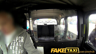 FakeTaxi - cuki picsa hatalmas seggel megfizet