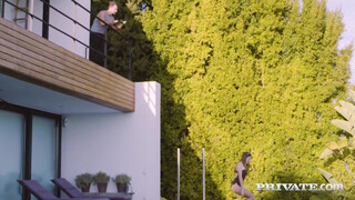 Private.com - Talia Mint a szomszéd pasival közösül