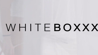 WhiteBoxxx - Oxana Chic a szexy ukrán lány
