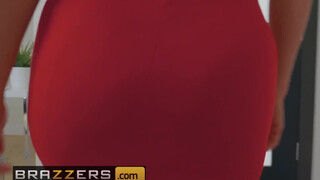 Brazzers - AJ Applegate a méretes picsájú szöszi