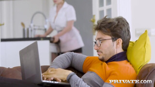 Private-com - Alice Wayne a nagy csöcsű szobalány