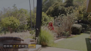 Brazzers - Phoenix Marie popója is megdugva