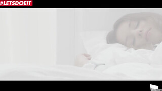 Taylor Sands kora reggeli kefélése - The White Boxxx