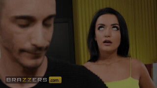 Brazzers - Zuzu Sweet-et análba döngeti a Barista csávó