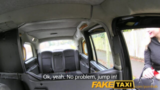 FakeTaxi - magyar kiscsaj rettenet jól baszható