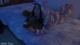 Gamer latina kiscsaj popóba dugva