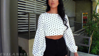 EvilAngel - Vicki Chase a izgató ázsiai milf
