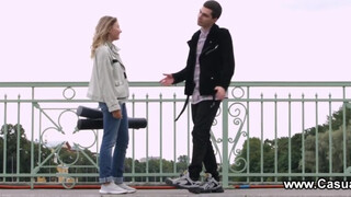Casual Tini Szex - gyönyörű néger lány és a barátja