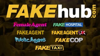 Public Agent - Fekete hajú pici tőgyes tini lány