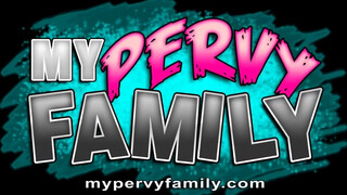 Ariella Ferrera kívánja a hatalmas pélót - MyPervyFamily