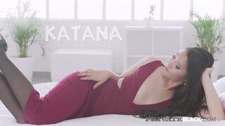 Private Interracial - Katana a japán gyönyörű picsa