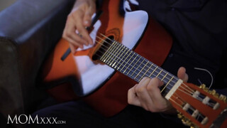 Jennifer Mendez szexel a gitáros csávóval