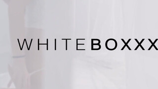 WhiteBoxxx - Nancy a vékony izgató ukrán spiné
