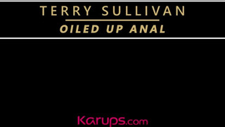Terry Sullivan hátsó bejáratba tolva