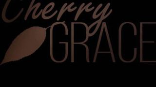 Cherry Grace a méretes kannás amatőr spiné