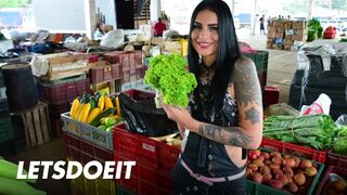 Csoki spiné melina zapata felvett mély dugásra érett puncijába - latin amerikai milf