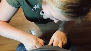 Ostoba kurva szájába spriccel a nyeles aszpirin