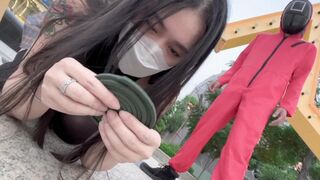 Swag daisybaby rendesen kefél a squid game felnőtt verziójában